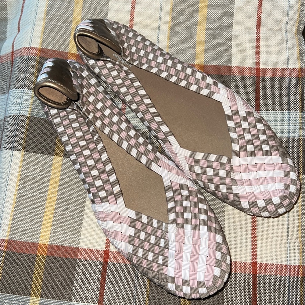 E360 Easy Spirit slip on shoes